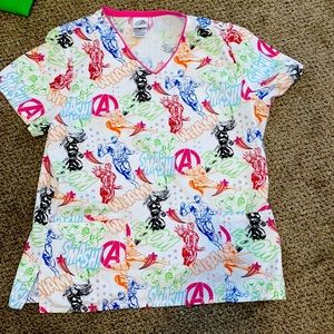 Size MEDIUM Marvel Avengers Scrub Top